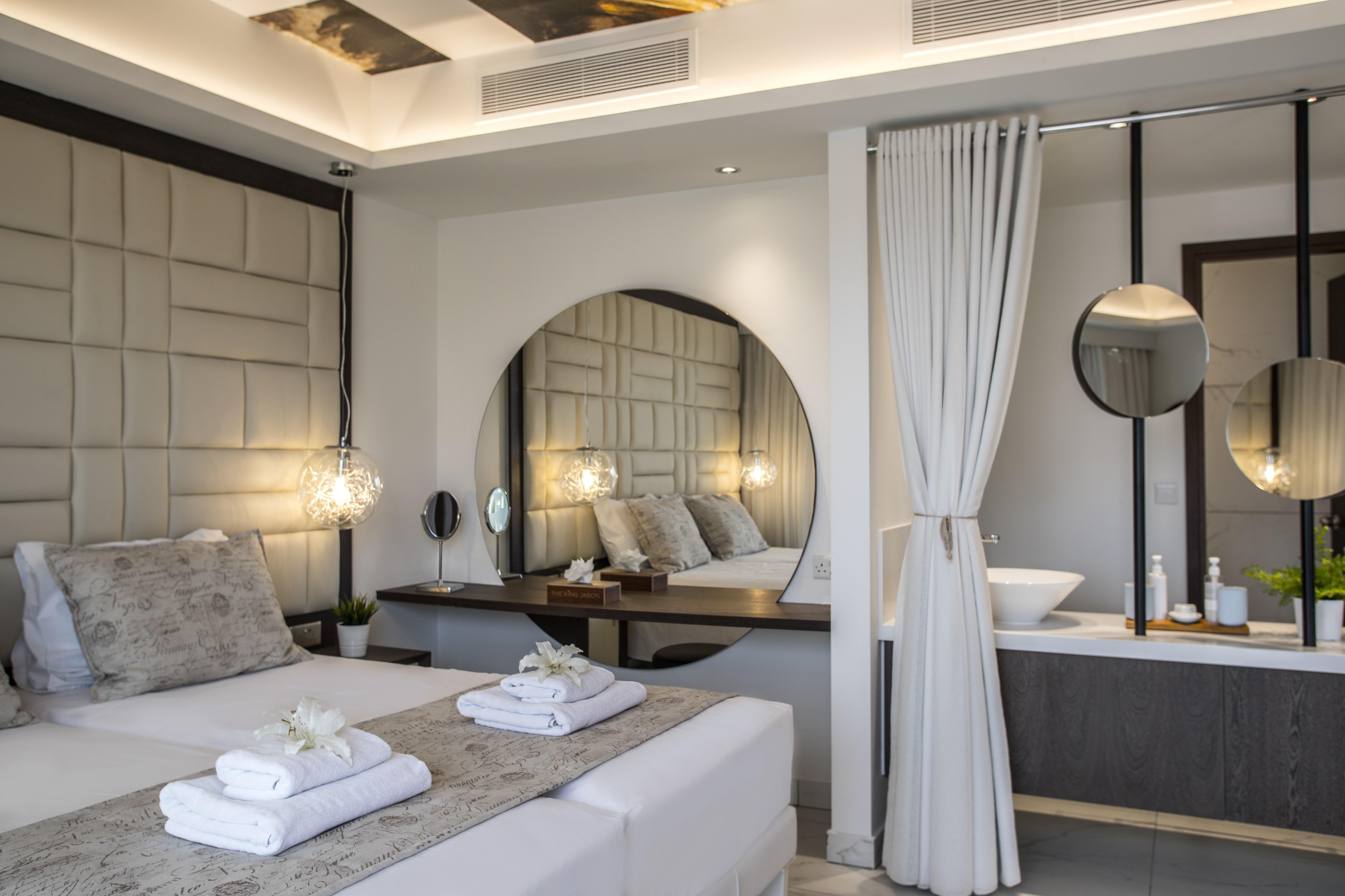 King Jason Paphos - Designed For Adults By Louis Hotels Luaran gambar