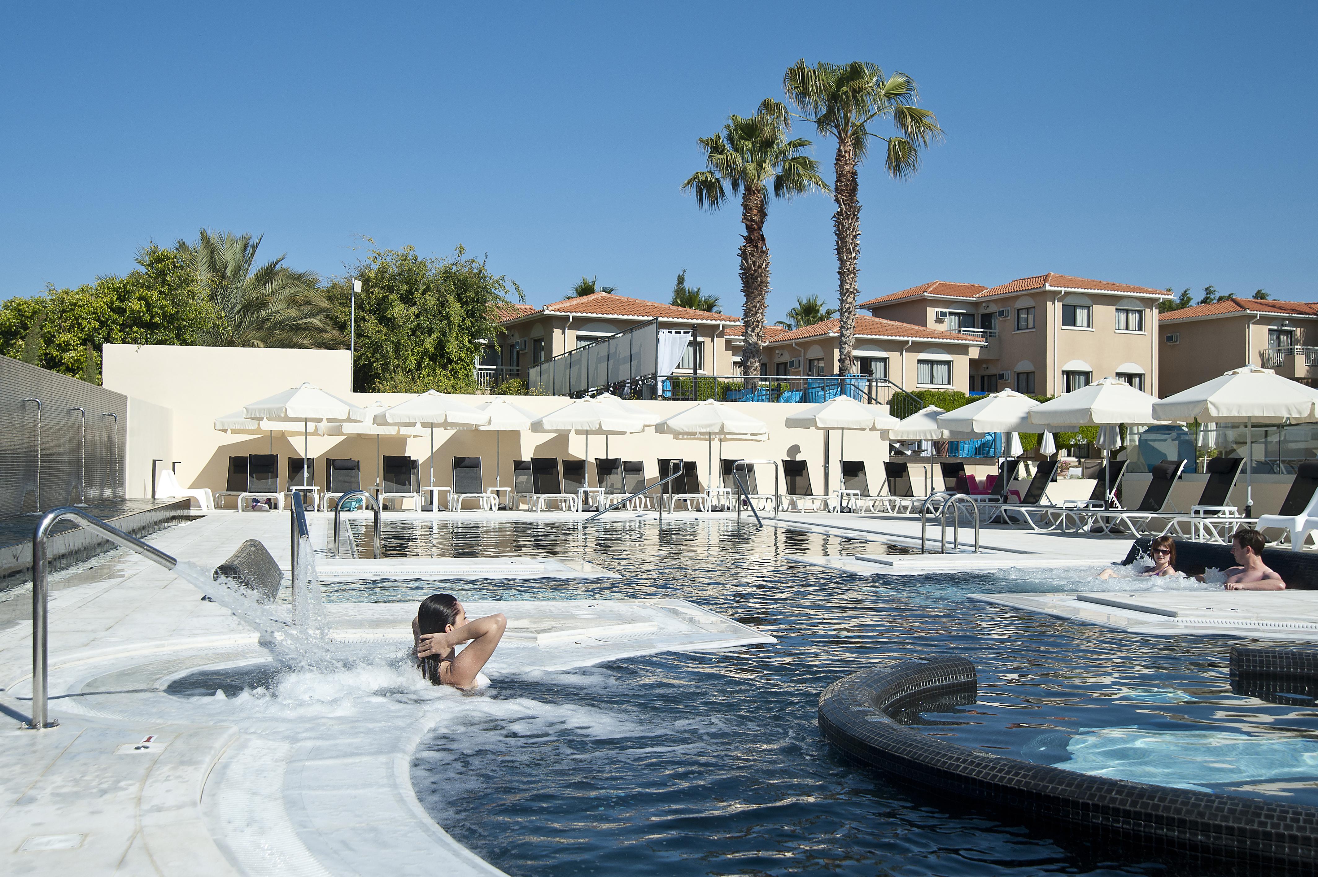 King Jason Paphos - Designed For Adults By Louis Hotels Luaran gambar
