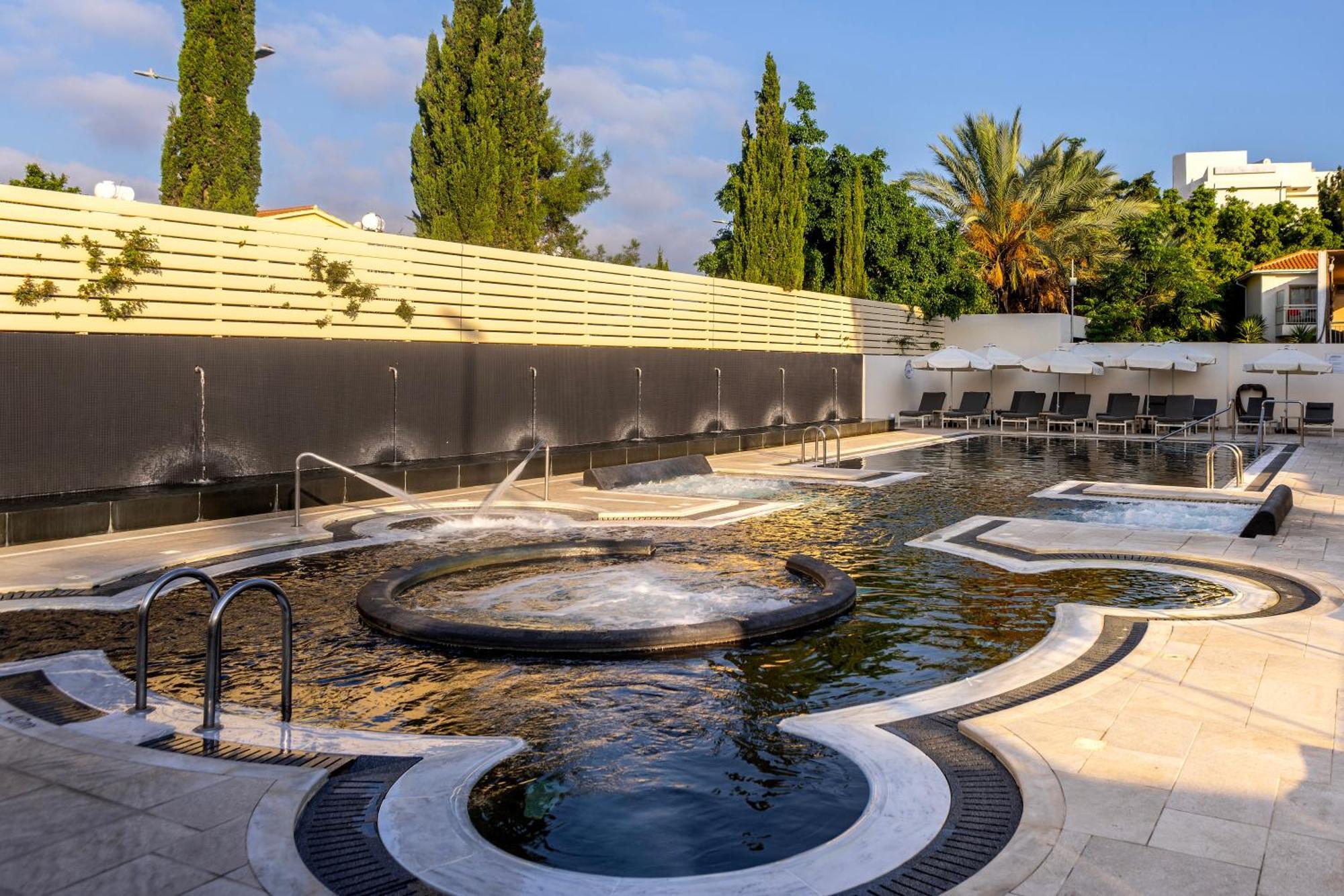 King Jason Paphos - Designed For Adults By Louis Hotels Luaran gambar
