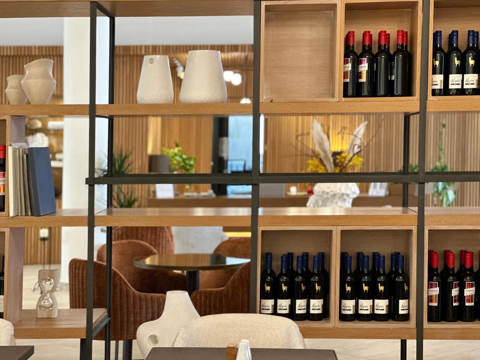 King Jason Paphos - Designed For Adults By Louis Hotels Luaran gambar