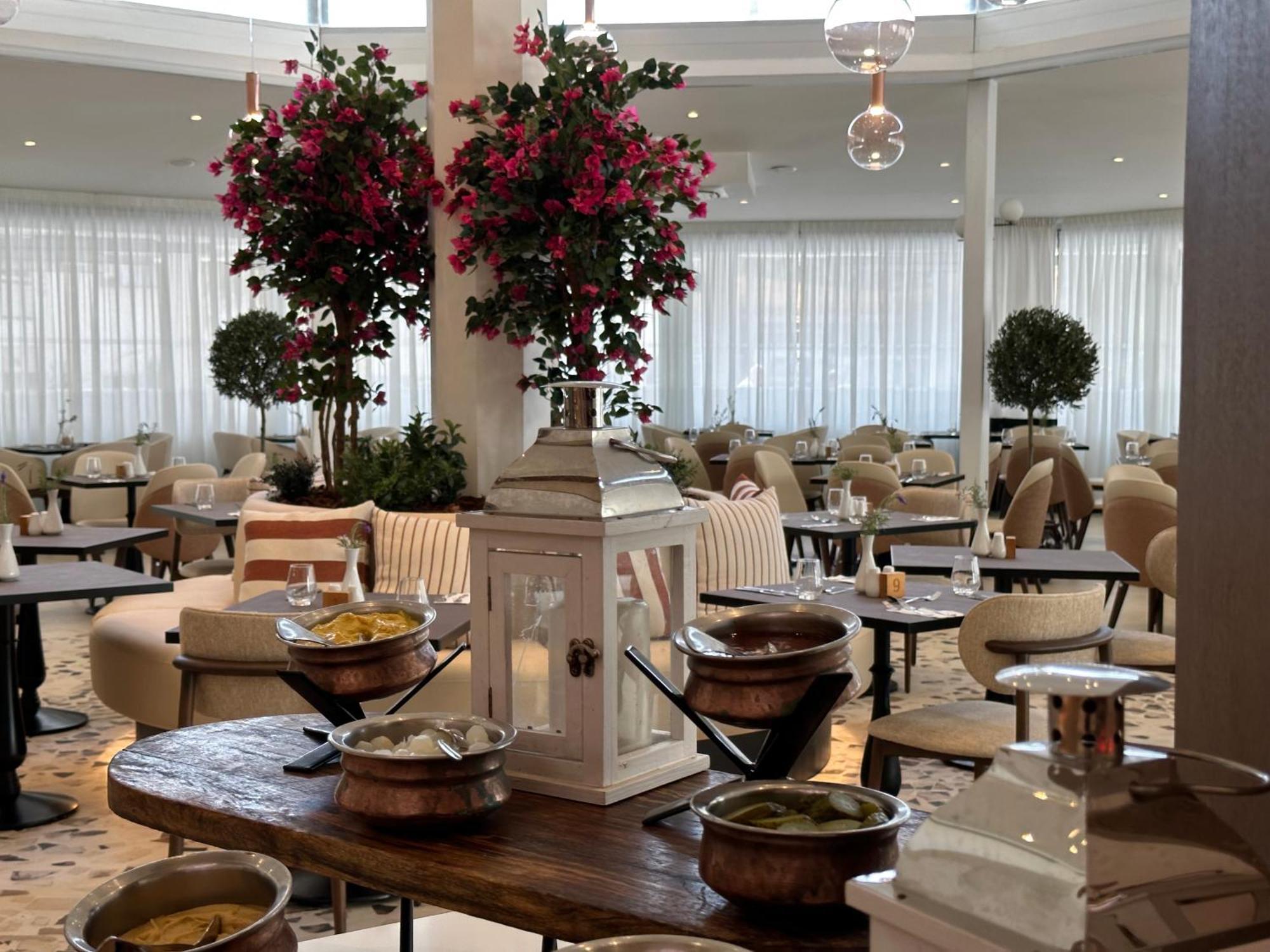 King Jason Paphos - Designed For Adults By Louis Hotels Luaran gambar
